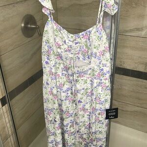 Floral lulus dress with straps and front cut out